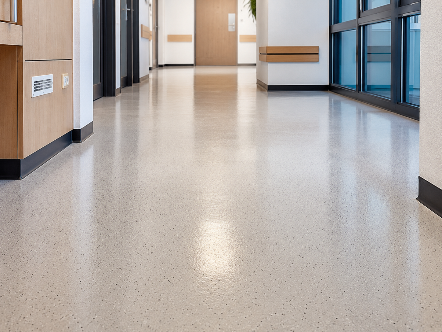 Sanierung elastischer Böden aus Linoleum PVC Vinyl und Kautschuk